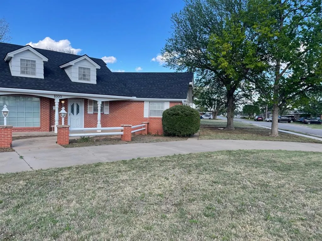Photo 40 — 1000 N Byers Avenue, Mangum, OK 73554