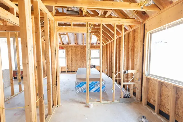 Photo 2 — 11013 NW 90th Street, Yukon, OK 73099