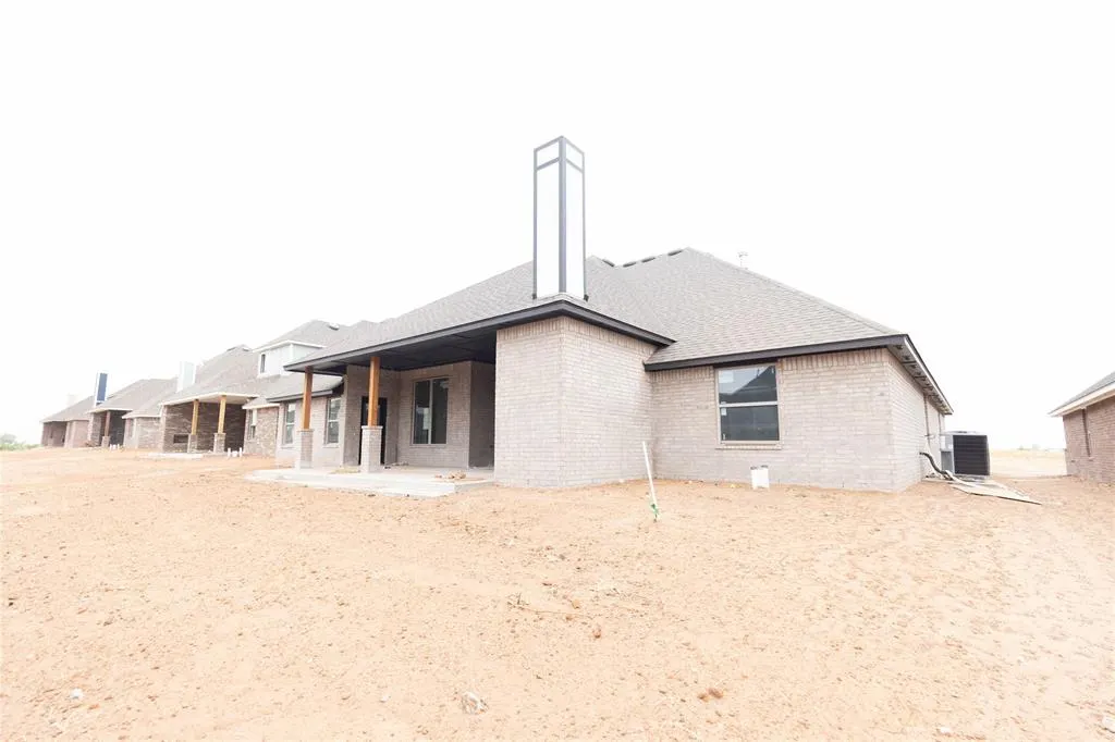 Photo 33 — 11013 NW 90th Street, Yukon, OK 73099