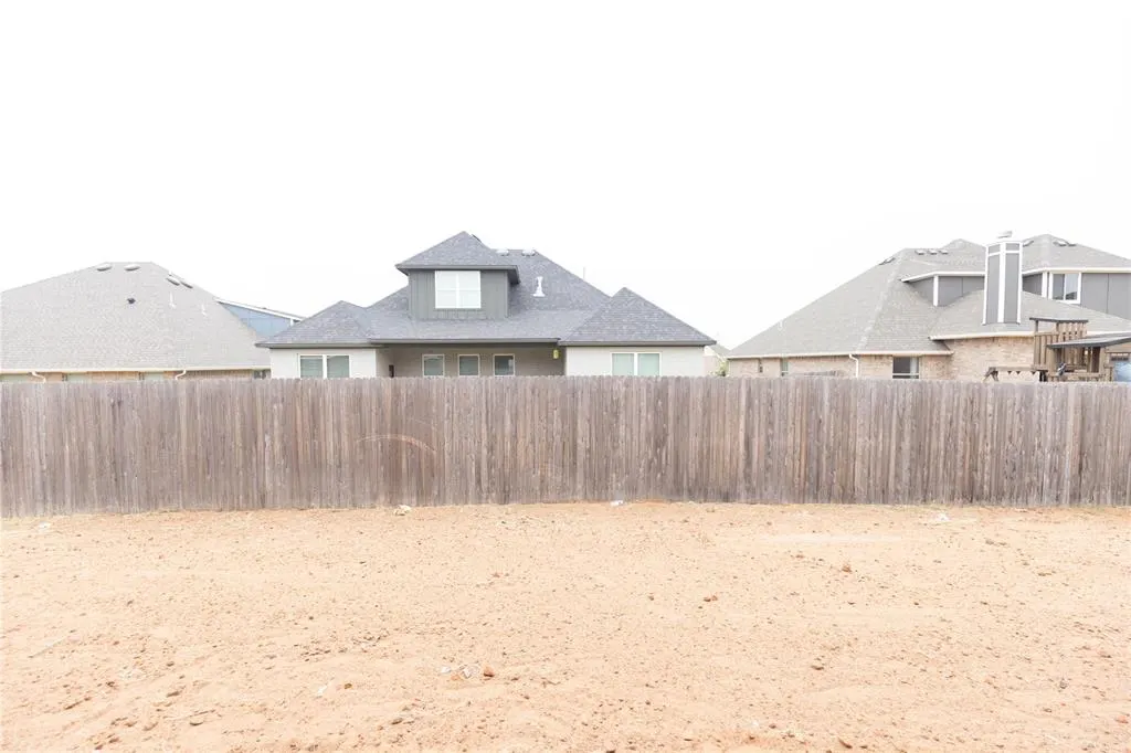 Photo 36 — 11013 NW 90th Street, Yukon, OK 73099