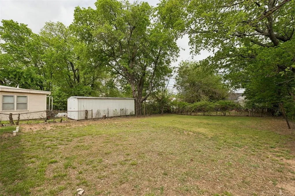 Photo 18 — 2041 NE 18th Street, Oklahoma City, OK 73111