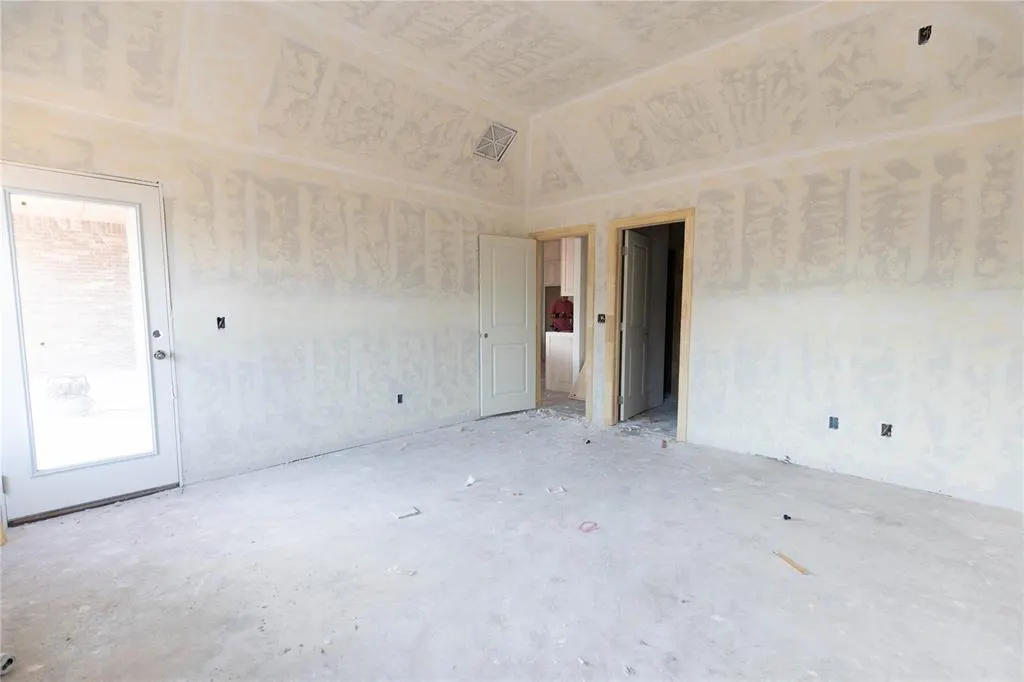 Photo 5 — 11009 NW 90th Street, Yukon, OK 73099