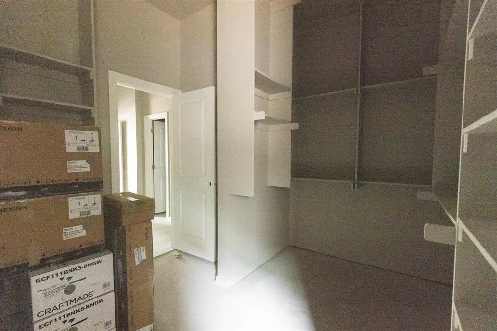 Photo 11 — 11009 NW 90th Street, Yukon, OK 73099