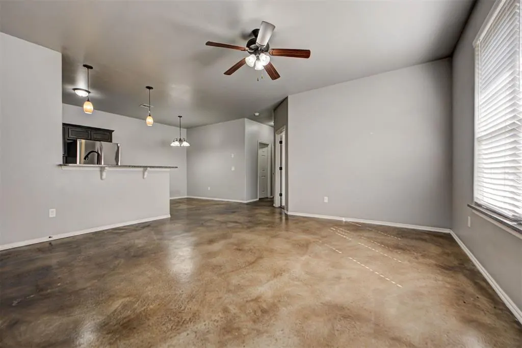 Photo 9 — 1852 Cypress Lane, El Reno, OK 73036