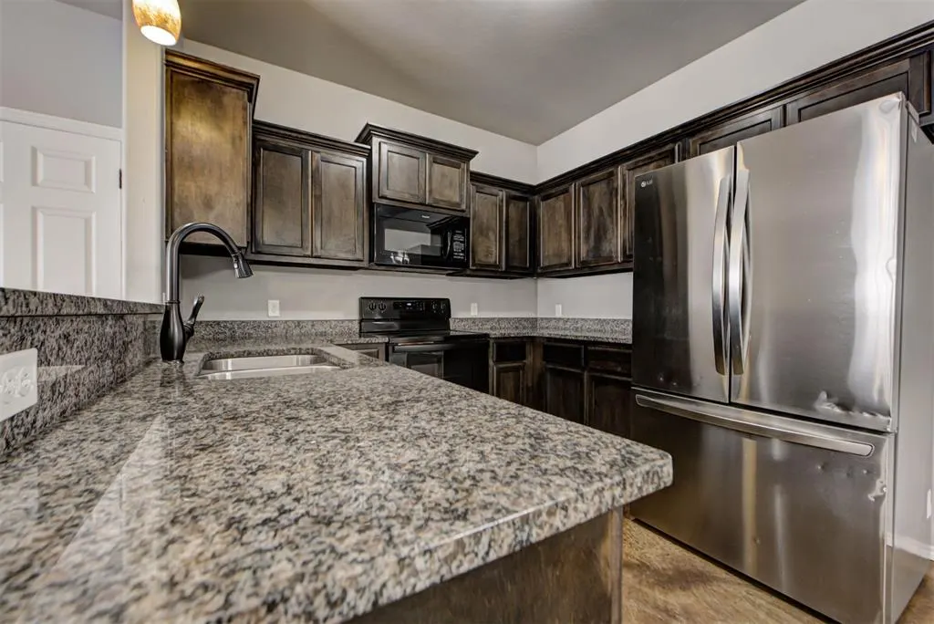 Photo 22 — 1852 Cypress Lane, El Reno, OK 73036