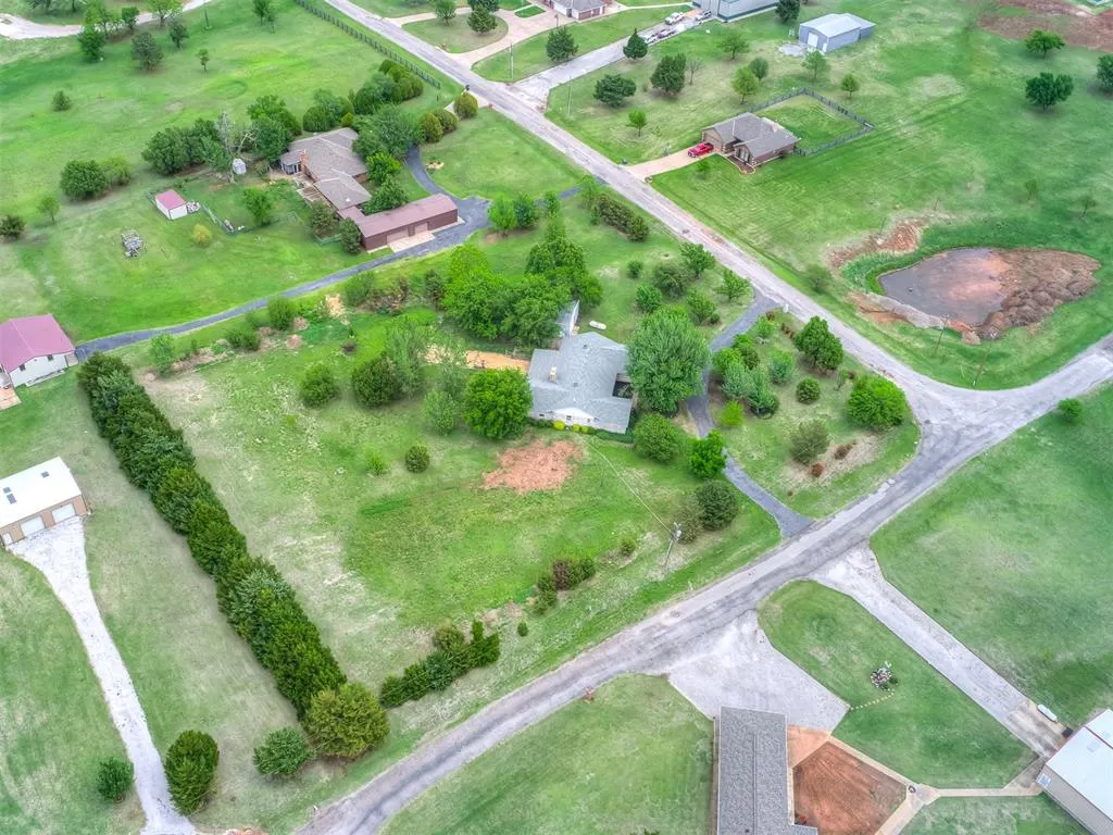 Photo 43 — 21851 N Huffines Road, Edmond, OK 73012