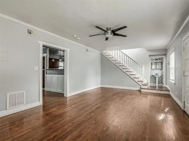 Photo 6 — 2335 NW 21st Street, Oklahoma City, OK 73107