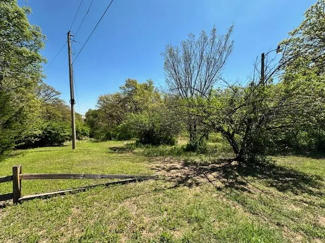 Photo 2 — 13108 Petree Lane, Jones, OK 73049