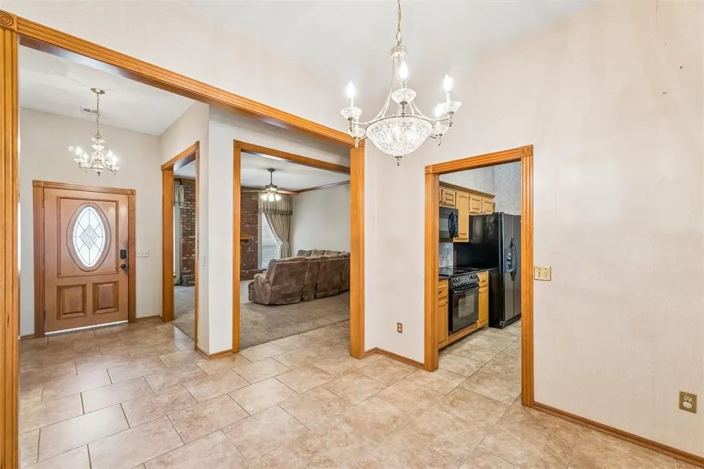Photo 25 — 1801 Whispering Trail, Midwest City, OK 73130