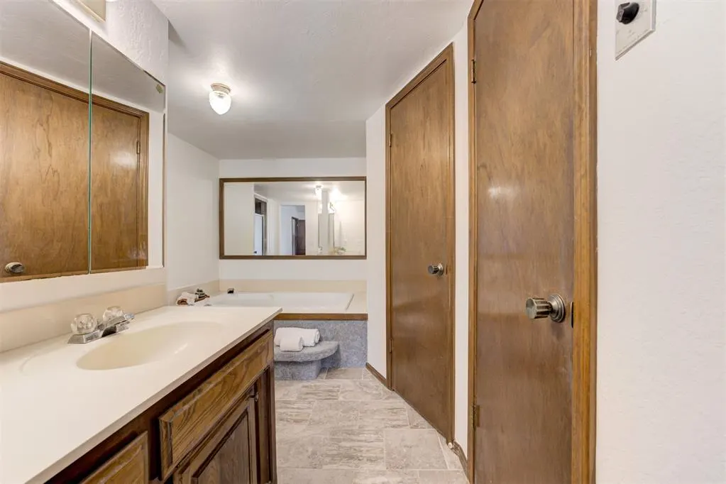 Photo 22 — 8416 Breezewood Drive, Oklahoma City, OK 73135