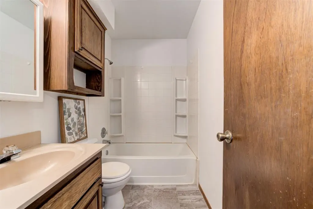 Photo 31 — 8416 Breezewood Drive, Oklahoma City, OK 73135