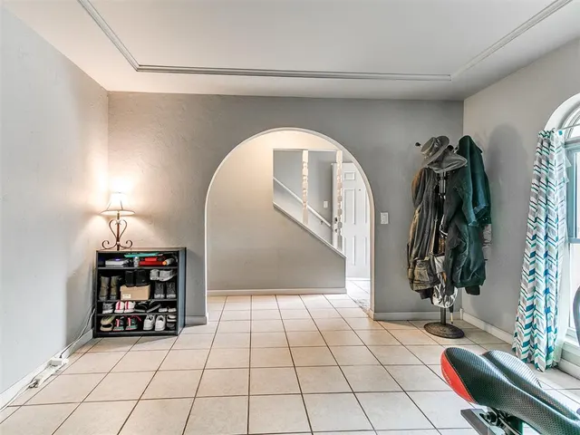 Photo 6 — 9208 S Winston Way, Moore, OK 73139
