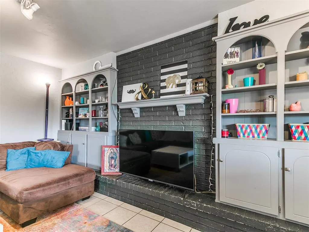 Photo 10 — 9208 S Winston Way, Moore, OK 73139