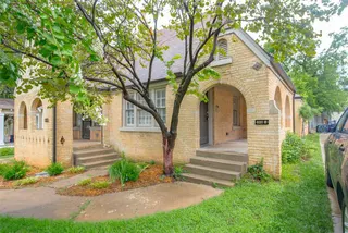 Sold home at 620 NW 28th Street #B