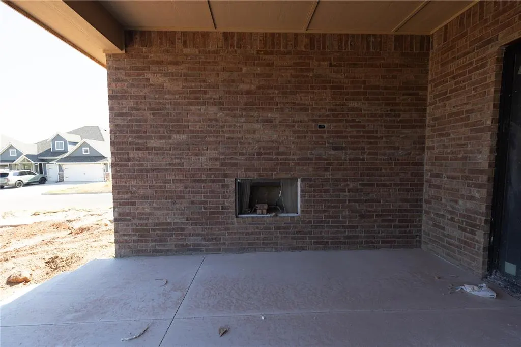 Photo 24 — 11001 NW 90th Street, Yukon, OK 73099