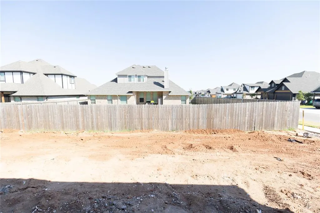 Photo 25 — 11001 NW 90th Street, Yukon, OK 73099