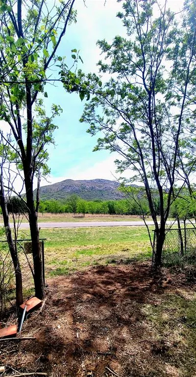 Photo 3 — 20586 E 1476 Road, Lone Wolf, OK 73655