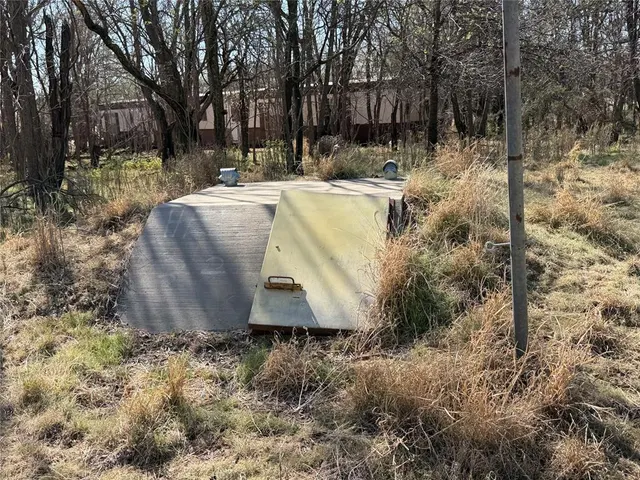 Photo 4 — 20586 E 1476 Road, Lone Wolf, OK 73655
