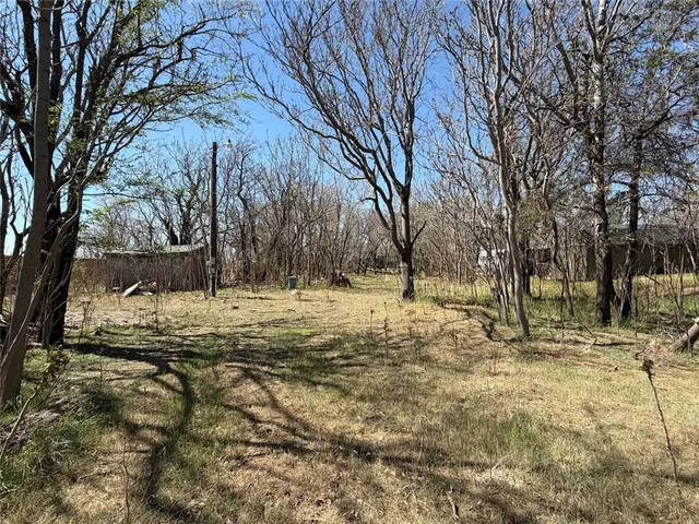 Photo 6 — 20586 E 1476 Road, Lone Wolf, OK 73655