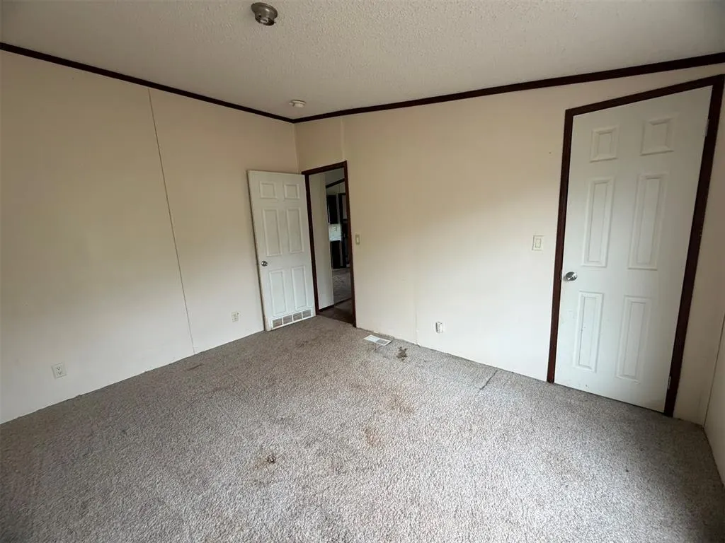 Photo 7 — 563 Venado Valley Road, Meridian, OK 73058
