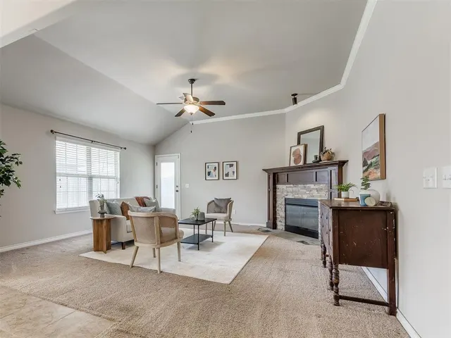 Photo 5 — 12709 Quaker Drive, Oklahoma City, OK 73120