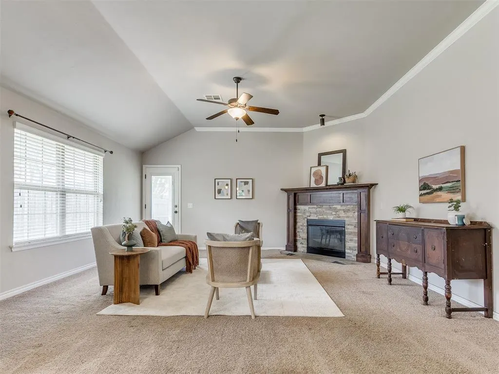 Photo 6 — 12709 Quaker Drive, Oklahoma City, OK 73120