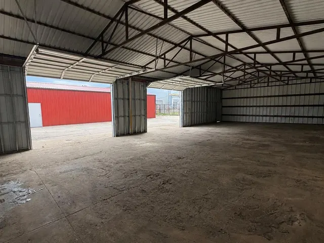 Photo 5 — 1704 NW 6th Street 101, Oklahoma City, OK 73106