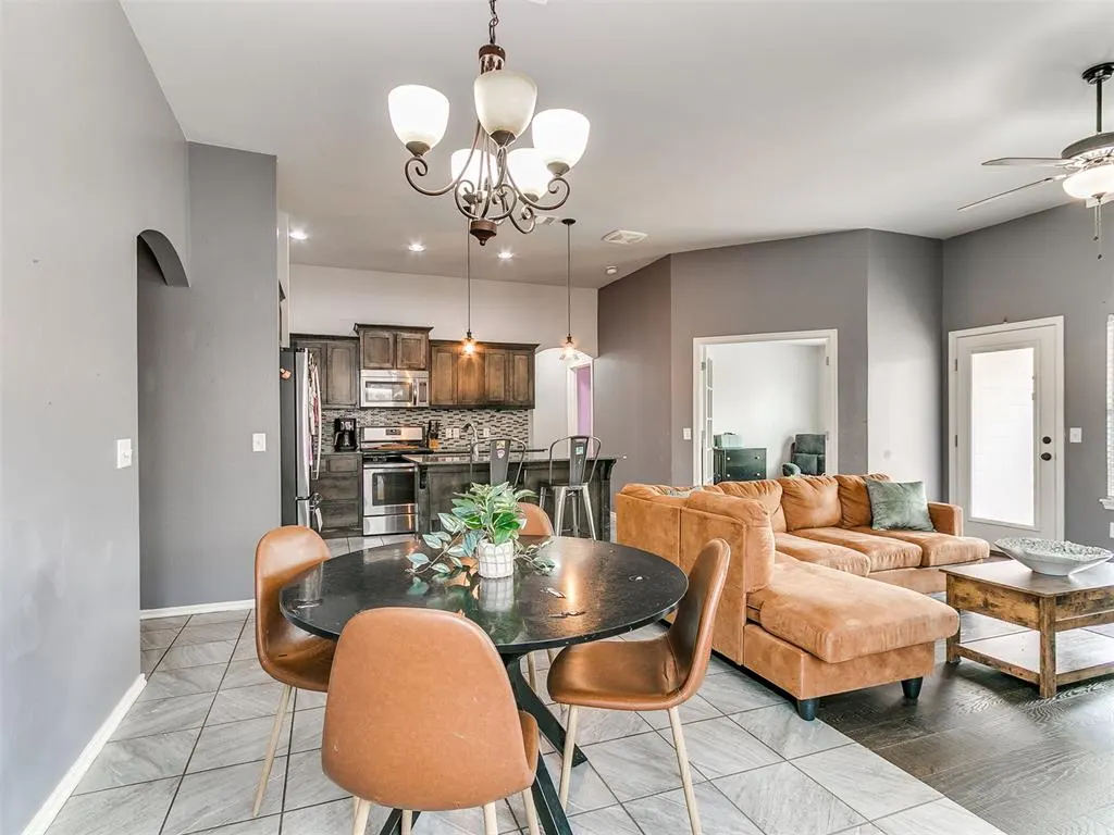 Photo 7 — 9524 SW 29th Terrace, Oklahoma City, OK 73128
