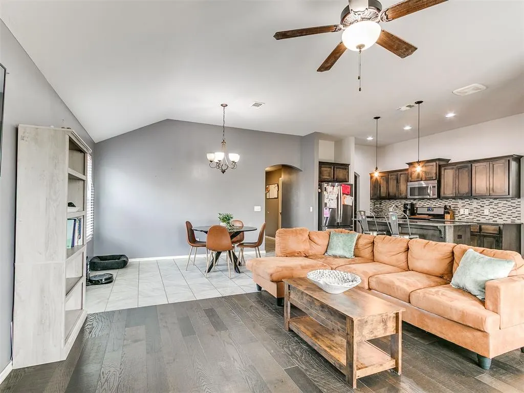Photo 9 — 9524 SW 29th Terrace, Oklahoma City, OK 73128