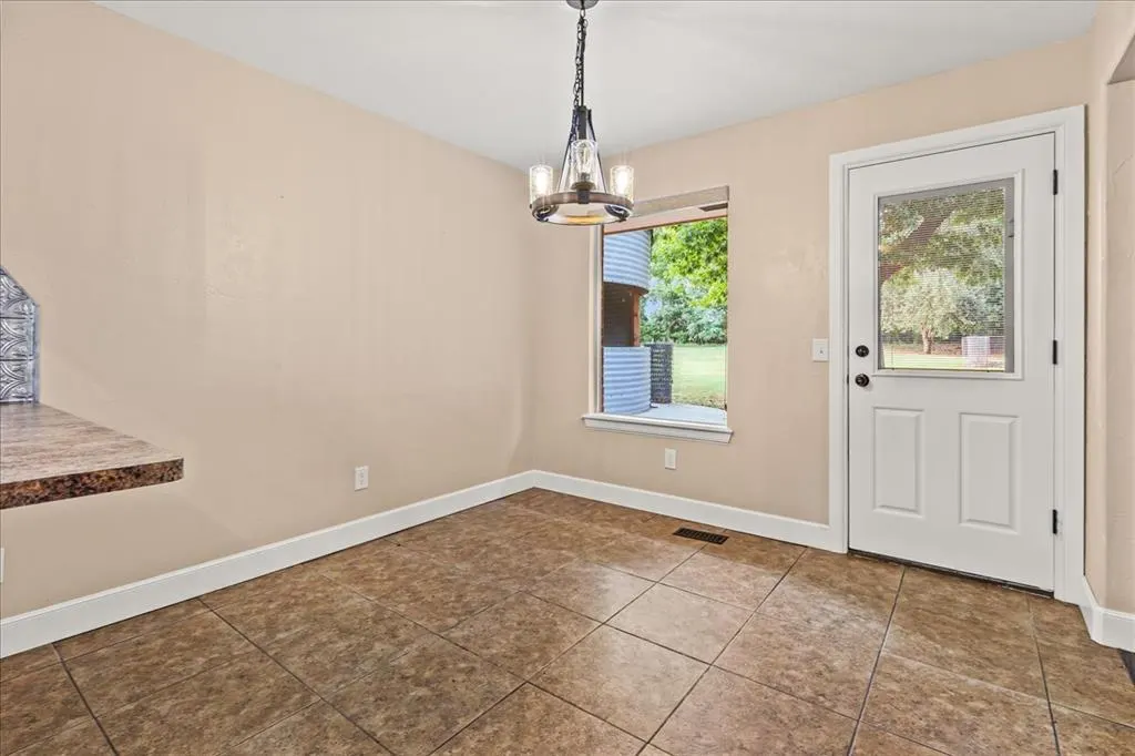 Photo 12 — 12009 Hope Road, Mustang, OK 73064