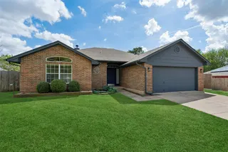 Sold home at 1708 Creekside Court