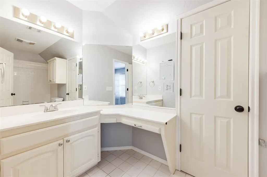 Photo 41 — 2300 Foxwood Circle, Edmond, OK 73034