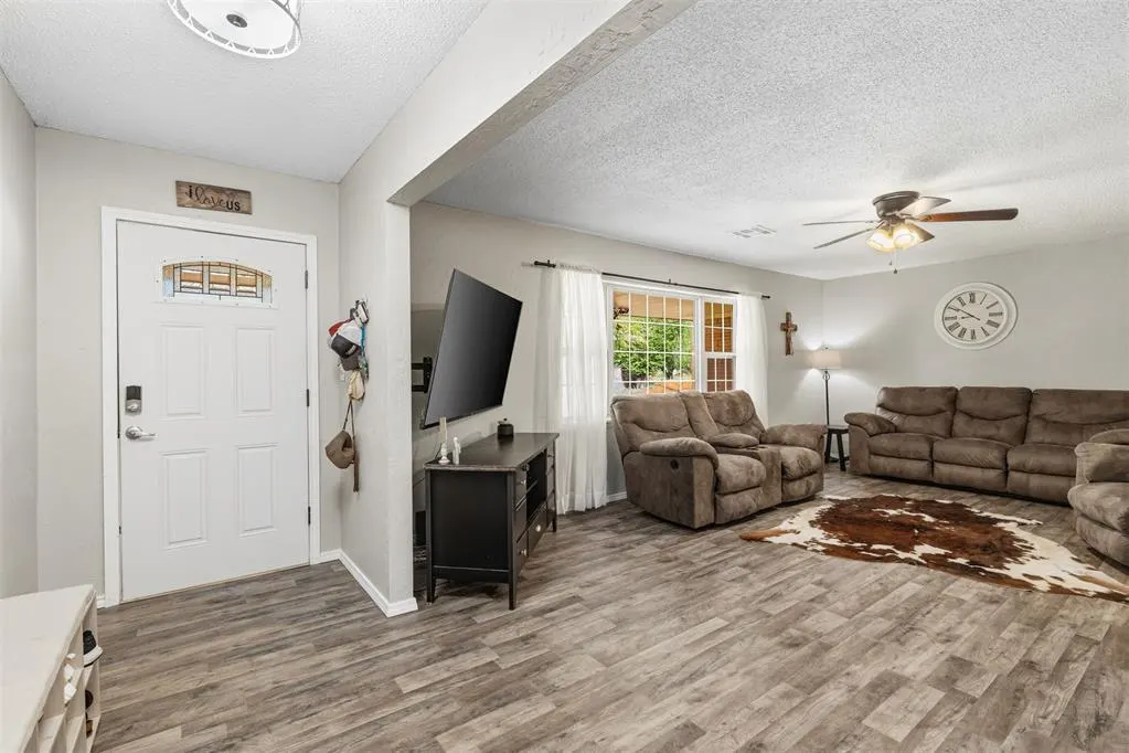 Photo 6 — 540 E Gracemont Street, Gracemont, OK 73042
