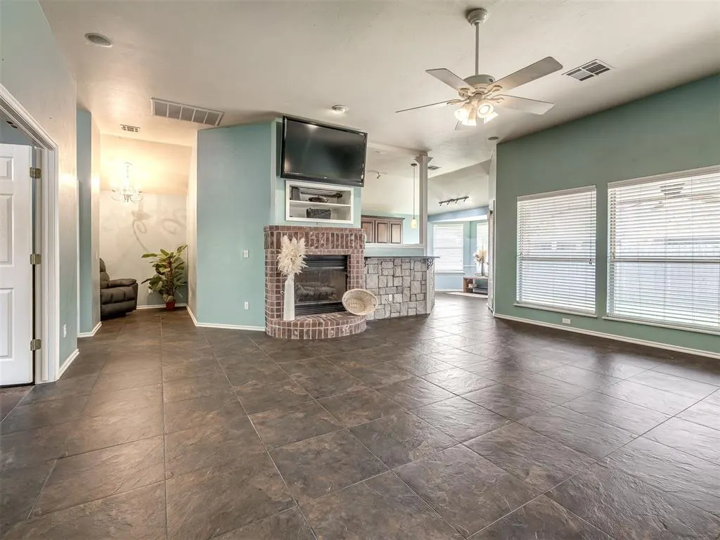 Photo 5 — 6800 NW 136th Place, Oklahoma City, OK 73142