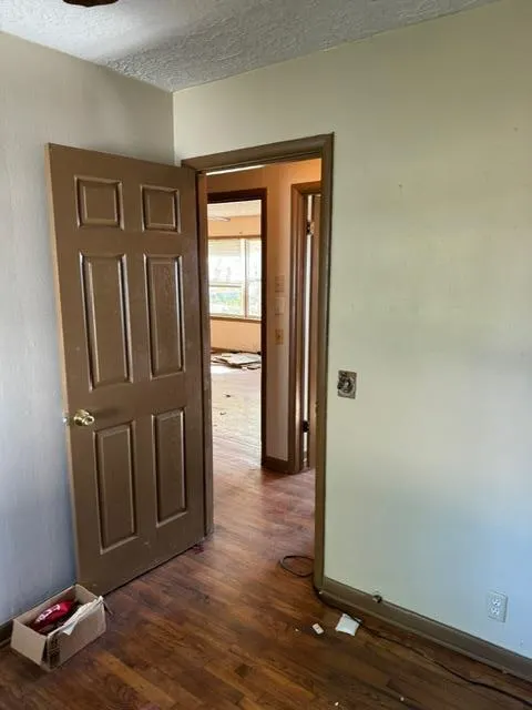 Photo 13 — 407 S Fox Street, Wayne, OK 73095