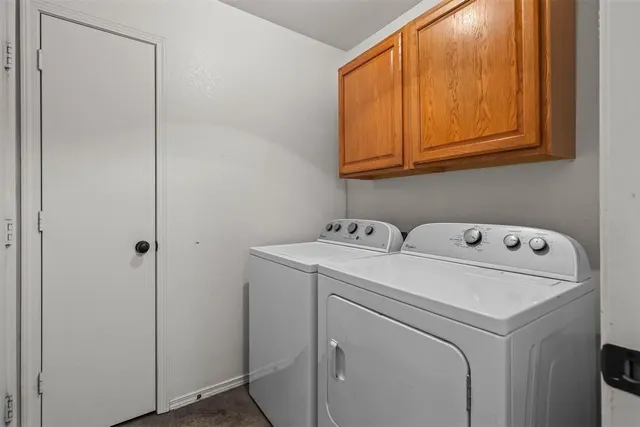 Photo 4 — 9101 Checkerbloom Drive, Oklahoma City, OK 73165