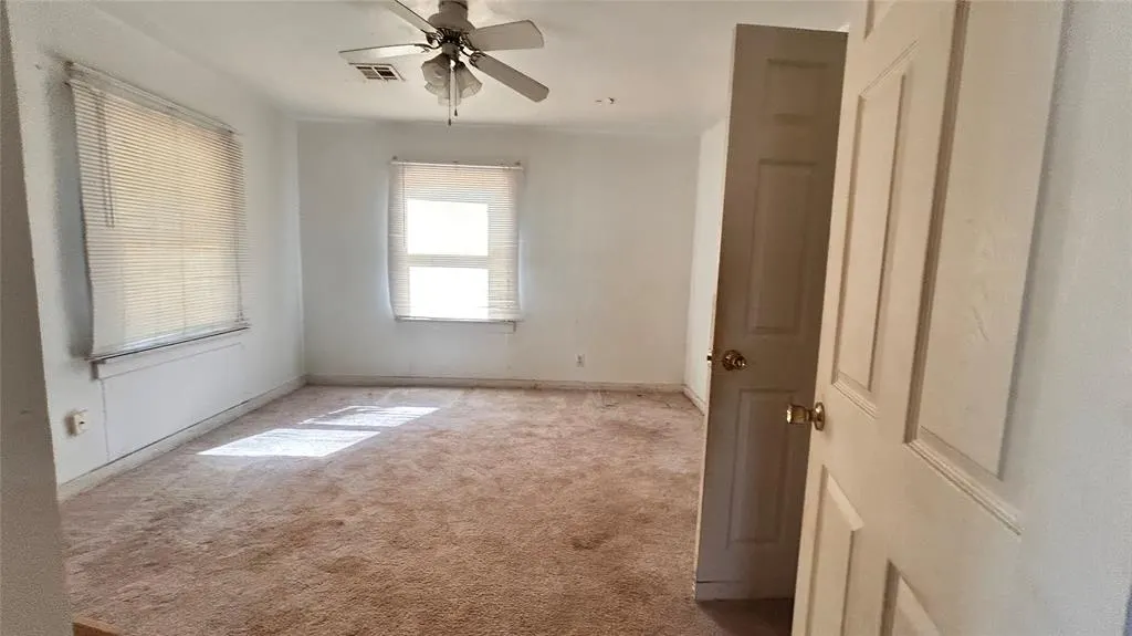 Photo 2 — 2110 N Dorothy Avenue, Shawnee, OK 74804