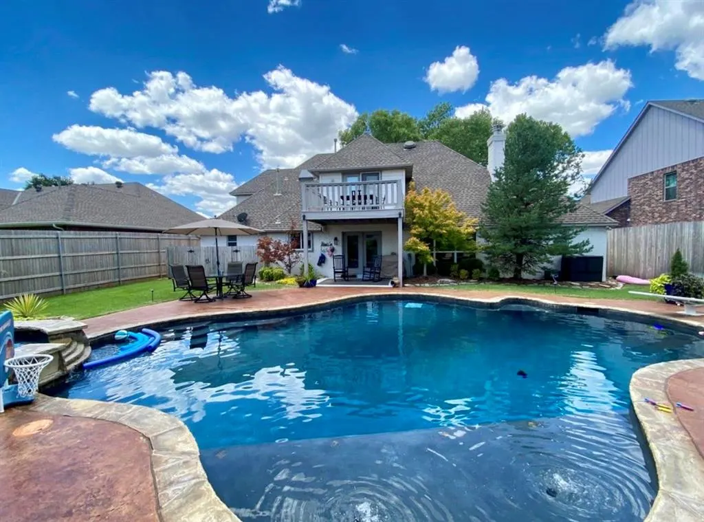 Photo 18 — 12200 Asbury Drive, Oklahoma City, OK 73162