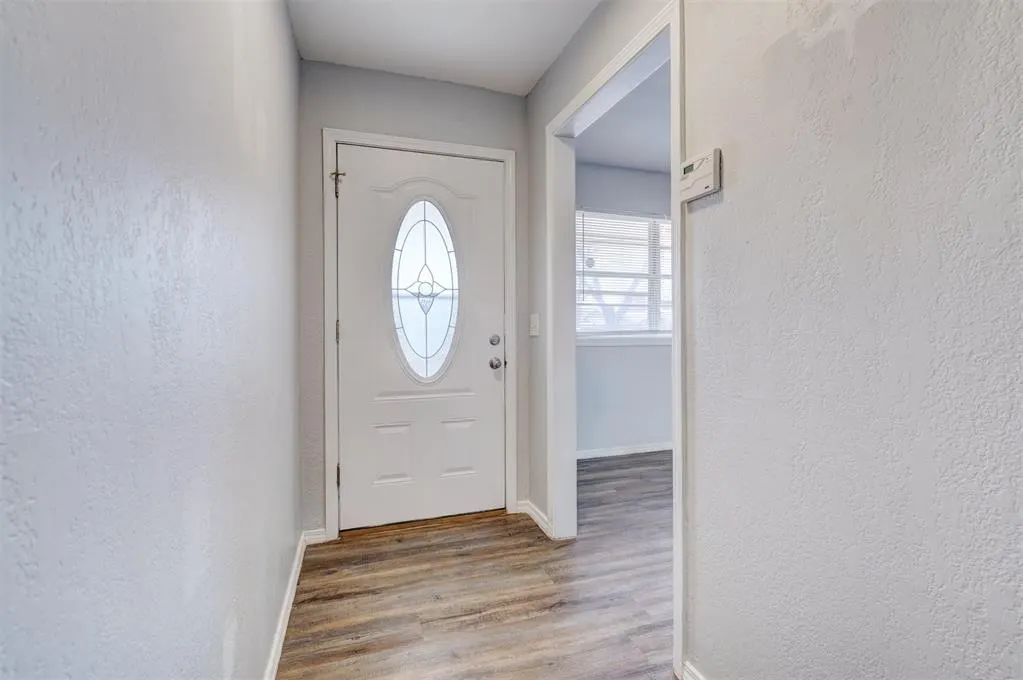 Photo 3 — 629 Parkhurst Terrace, Edmond, OK 73003