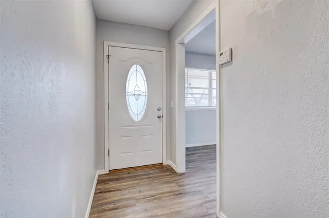 Photo 3 — 629 Parkhurst Terrace, Edmond, OK 73003