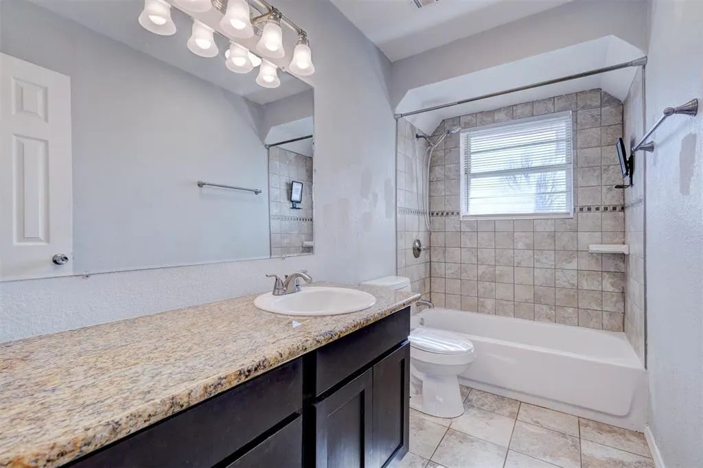 Photo 22 — 629 Parkhurst Terrace, Edmond, OK 73003