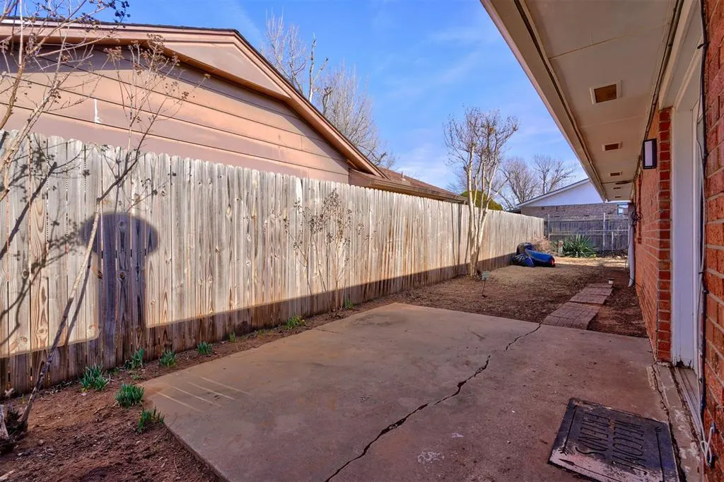 Photo 39 — 629 Parkhurst Terrace, Edmond, OK 73003