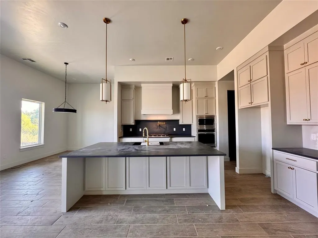 Photo 5 — 4000 Blue Ridge Avenue, Newcastle, OK 73072