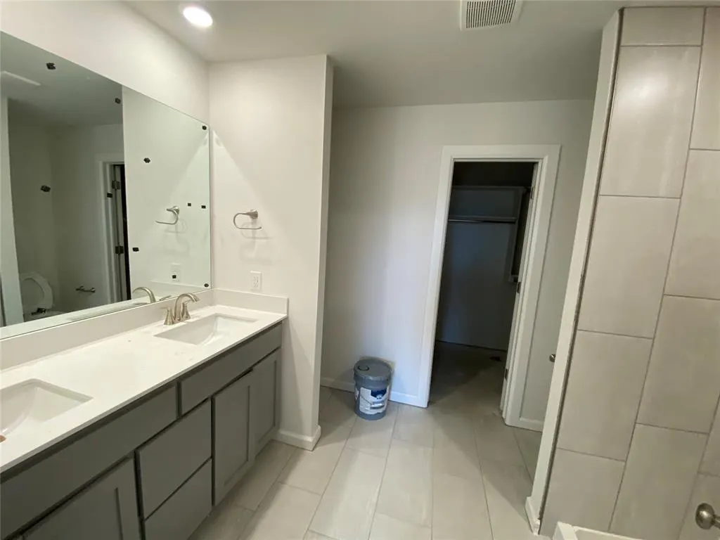 Photo 9 — 20653 Brush Creek Boulevard, Harrah, OK 73045