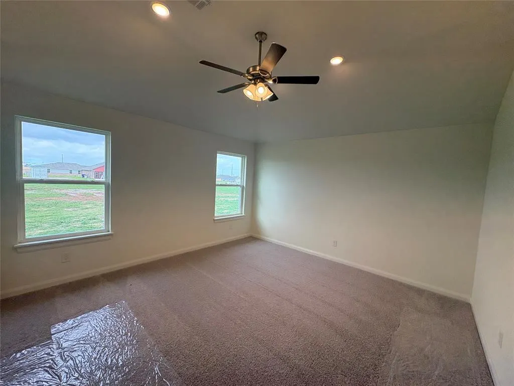 Photo 5 — 9109 Blackfork Lane, Oklahoma City, OK 73160