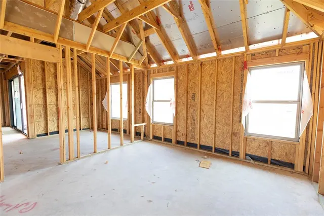Photo 3 — 11105 NW 90th Street, Yukon, OK 73099