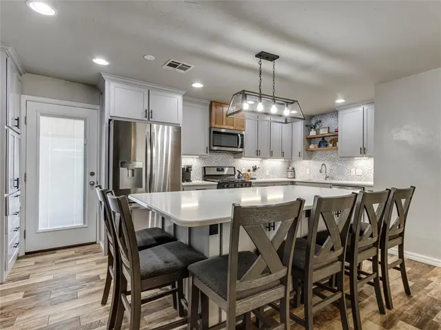 Photo 6 — 8225 NW 38th Terrace, Bethany, OK 73008