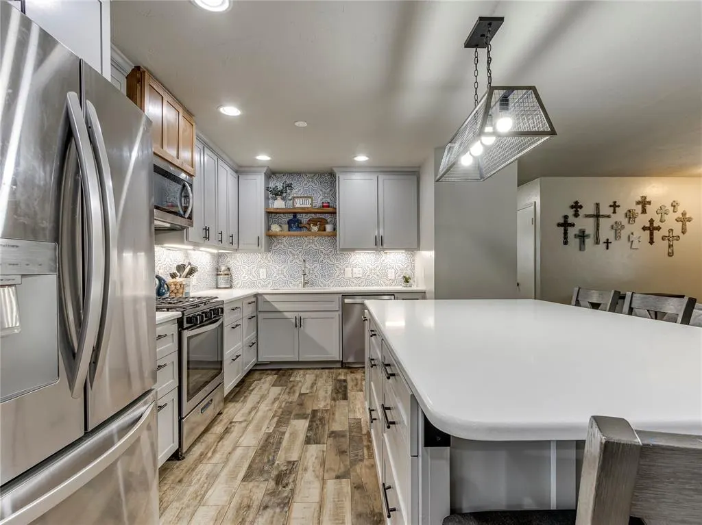 Photo 7 — 8225 NW 38th Terrace, Bethany, OK 73008