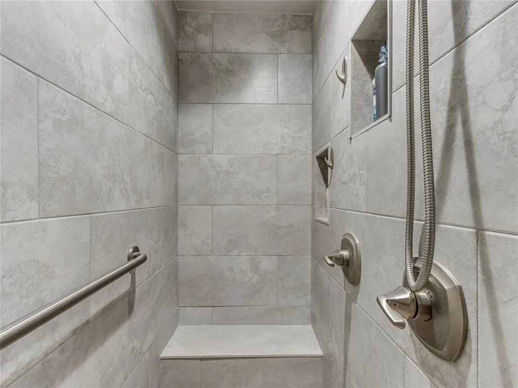 Photo 15 — 8225 NW 38th Terrace, Bethany, OK 73008