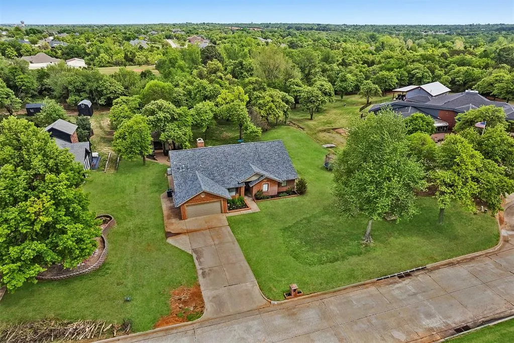 Photo 2 — 10421 SE 55th Street, Oklahoma City, OK 73150